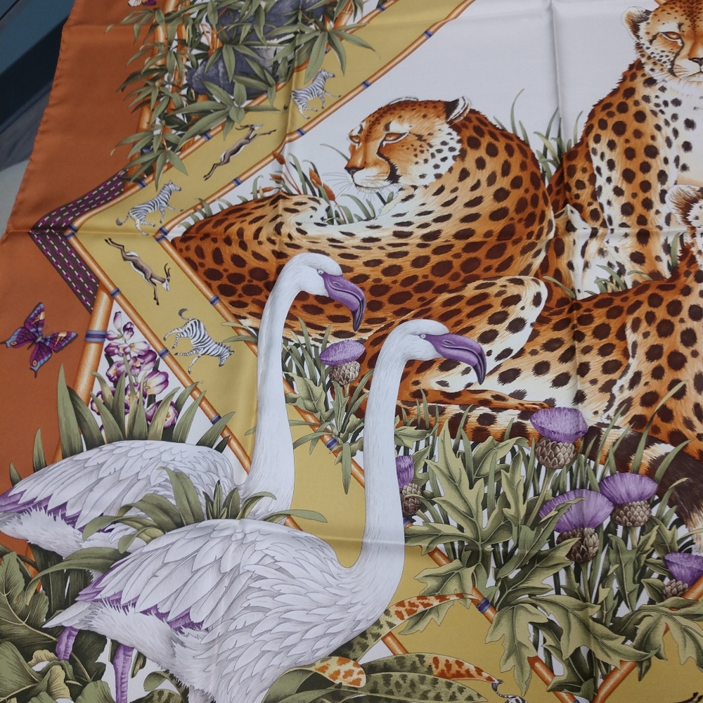 New Salvatore Ferragamo Silk Scarf - Picture 5 of 9